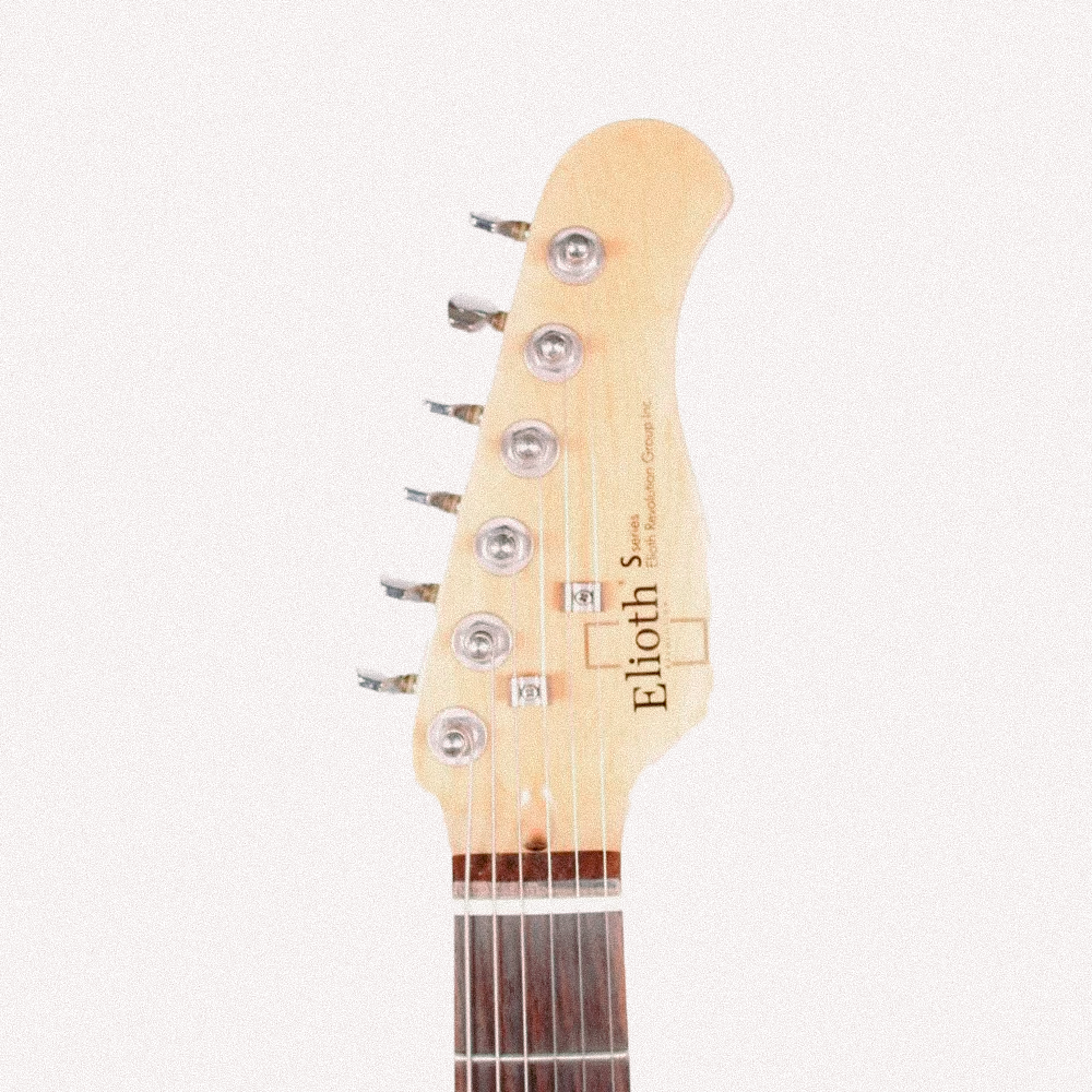 Elioth Stratocaster S303 Электрогитара б/у, S/n 112420987, HSS, Sunburst, Кремовый перл. пикгард Изображение Elioth Stratocaster S303 Электрогитара б/у, S/n 112420987, HSS, Sunburst, Кремовый перл. пикгард