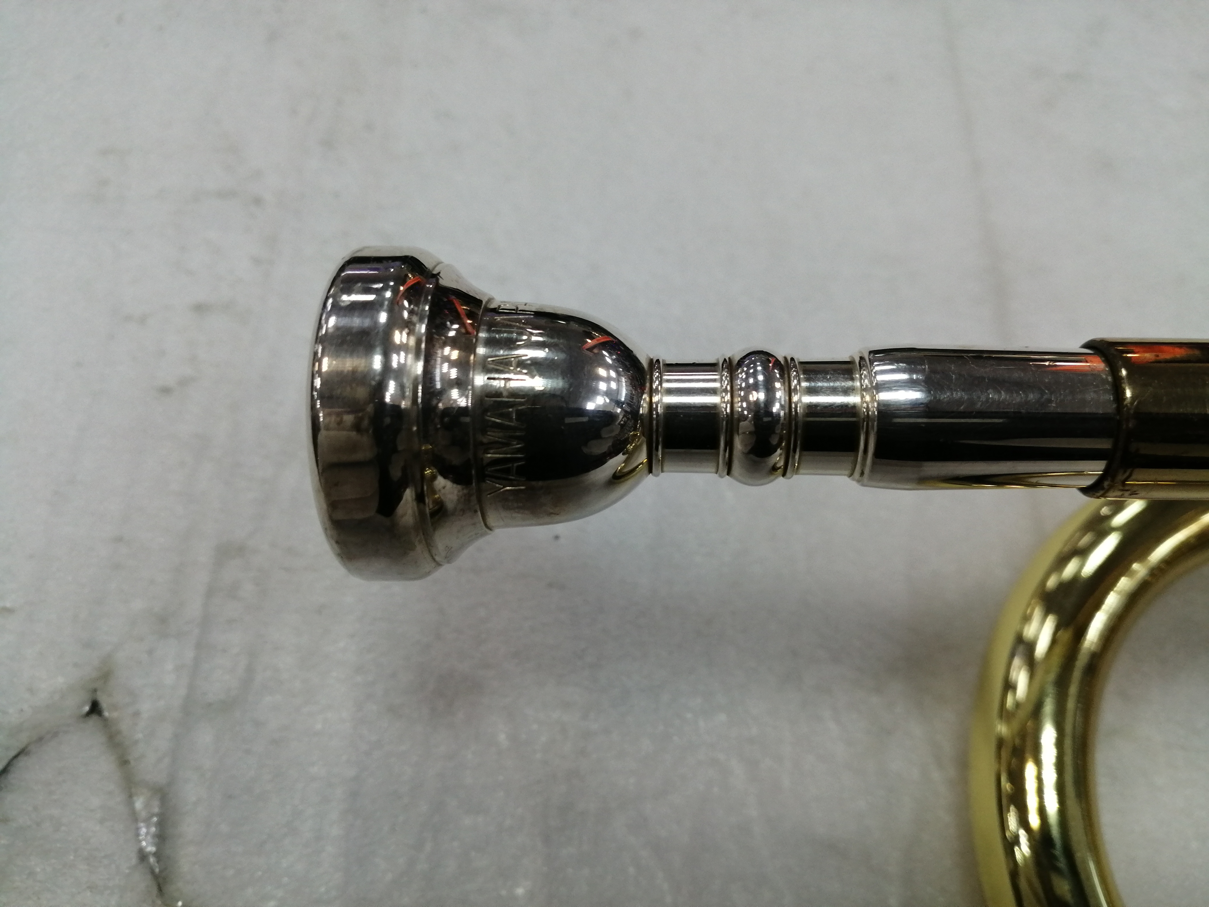 YAMAHA YTR-2321 Труба Б/У,s/n 008059, золотой + чехол, мундштук Изображение YAMAHA YTR-2321 Труба Б/У,s/n 008059, золотой + чехол, мундштук