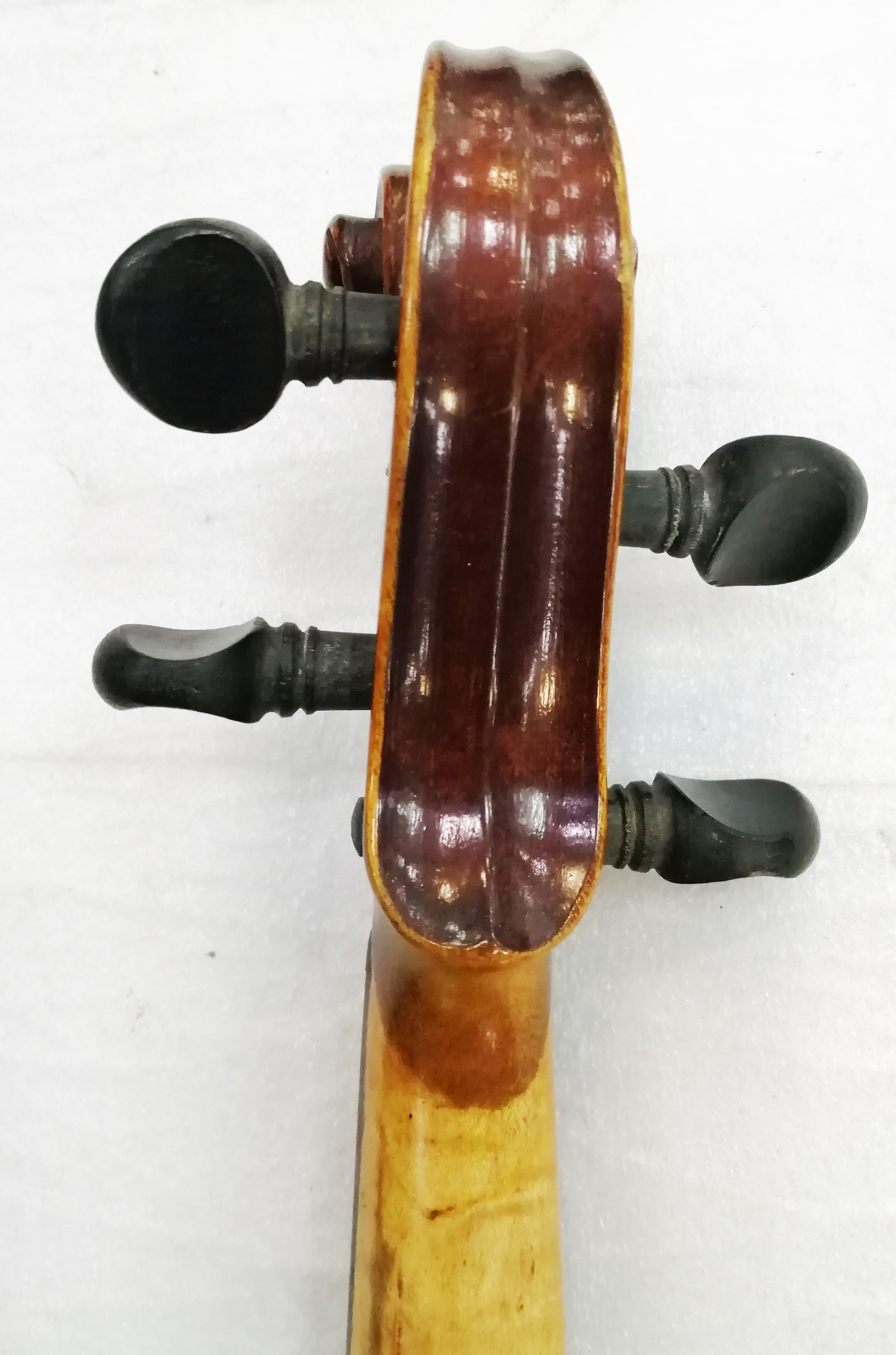 SUZUKI VIOLIN №103, Скрипка б/у 1/4, 1966 Япония Изображение SUZUKI VIOLIN №103, Скрипка б/у 1/4, 1966 Япония