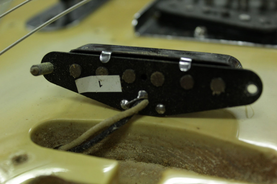 Изображение Fender Telecaster USA 1973 Электрогитара б/у, s/n 409909, SS, Кремовый, белый пикгард + Кейс