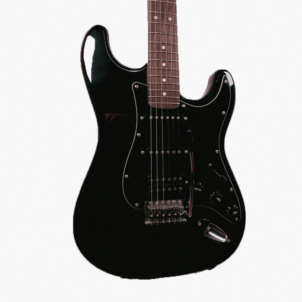 Изображение Selder Stratocaster Электрогитара б/у, HSS, Черный, Черный пикгард
