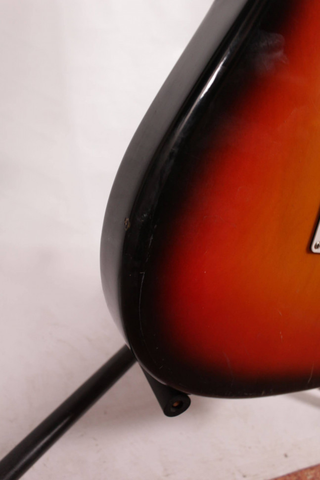 Изображение Fresher Straighter Stratocaster Japan, SSS, sunburst, белый пикгард