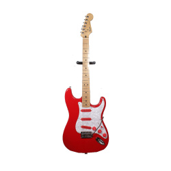 Изображение Fender Stratocaster Japan 2005 Электрогитара б/у, s/n R070333, SSS, Красный