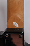Изображение Selder Stratocaster Lefthanded Электрогитара Б/У Леворукая, черный, SSS, сзади наклейка пацифик